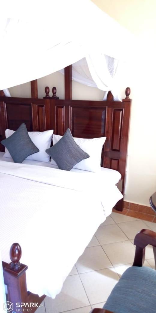 Machakos Suites Luxury Hotel Exterior foto